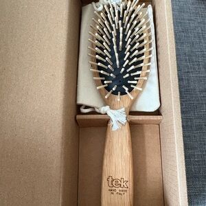 Tek Wooden Hair Brush
